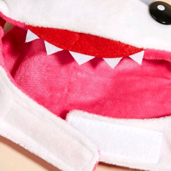 Shark hat for small/medium pets - Picture 3 of 4